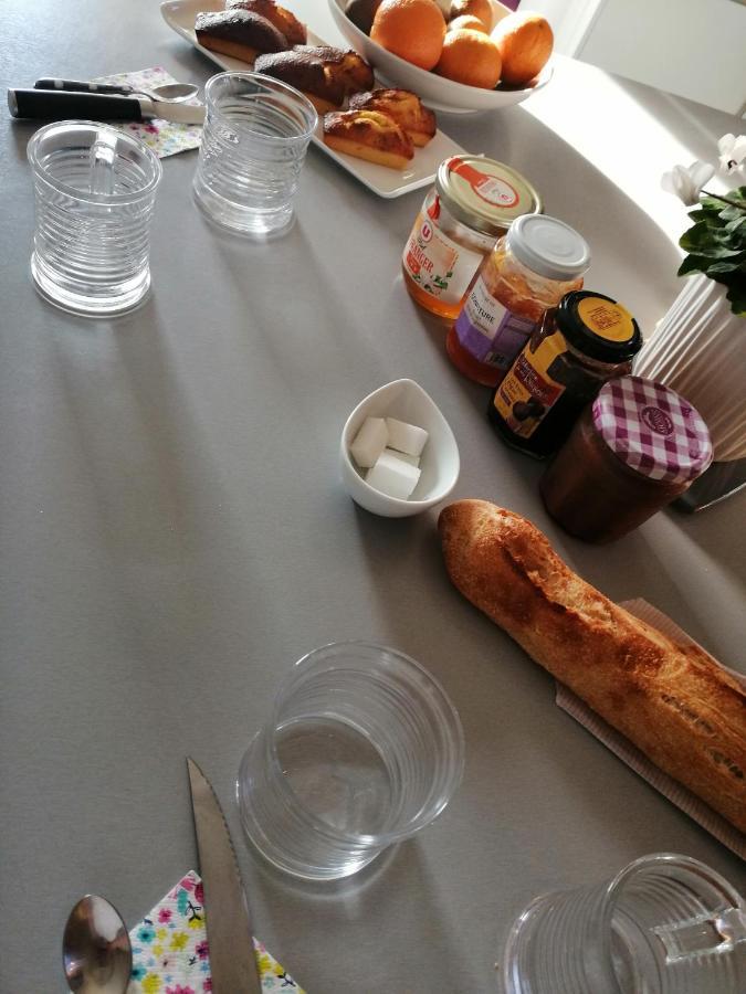 Bed and Breakfast Les Bichettes à Mortagne-sur-Sevre Extérieur photo